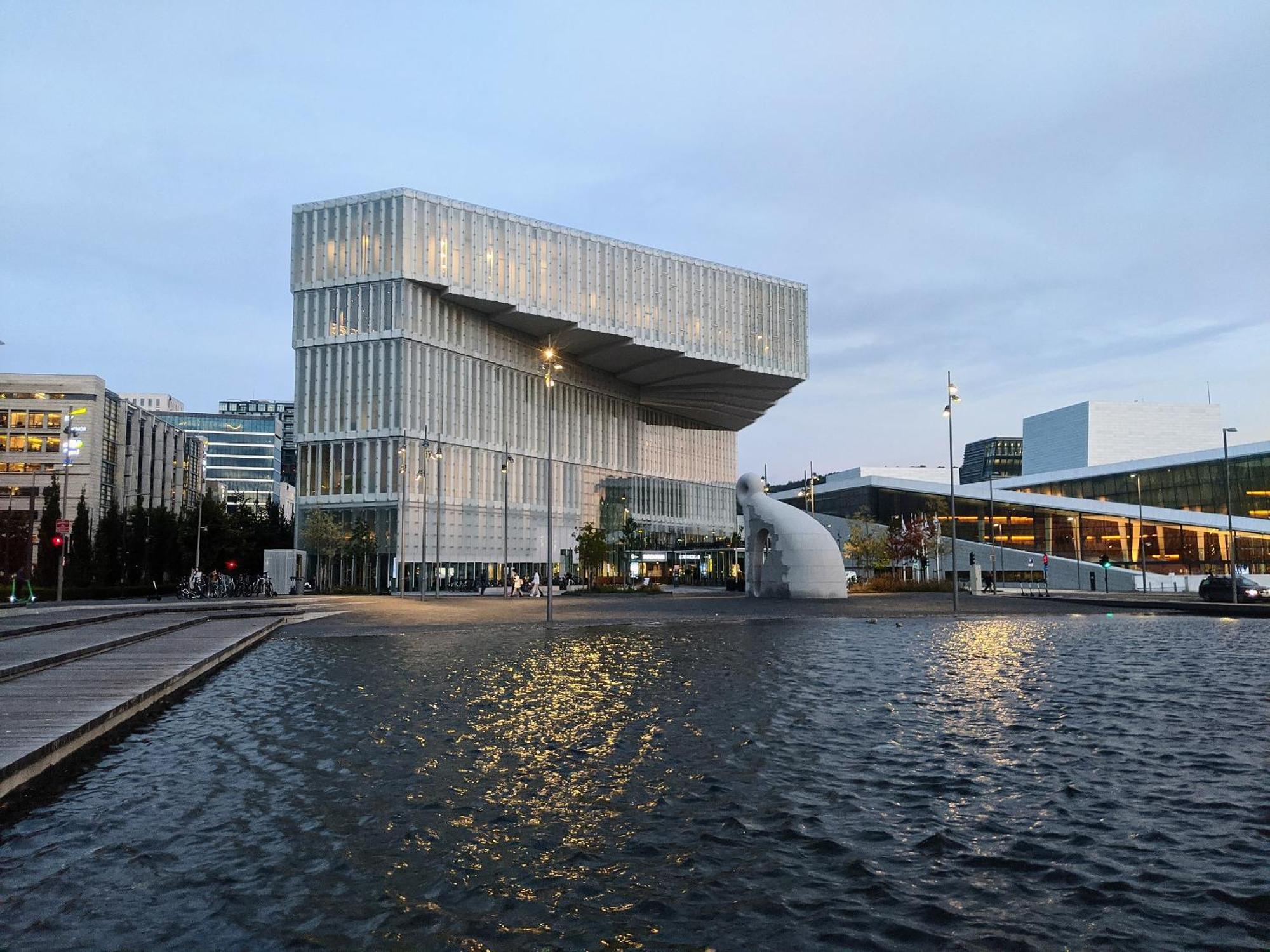 Spacious Modern 2Br Apartment At Central Oslo Barcode 외부 사진